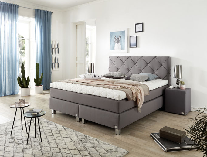 Boxspringbett 180x200 mit Design Kopfteil in grau