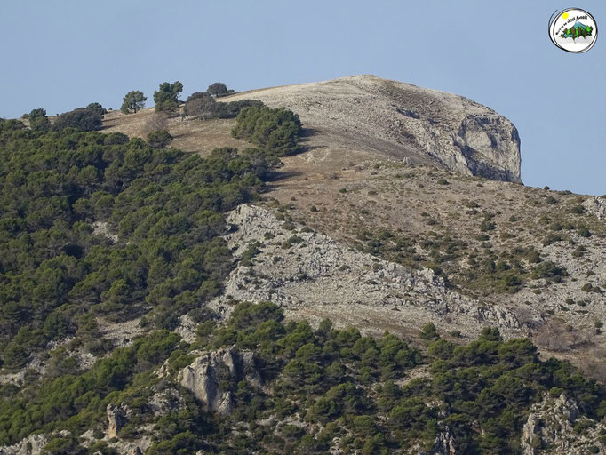 Cerro del Cagasebo. Peña Blanca