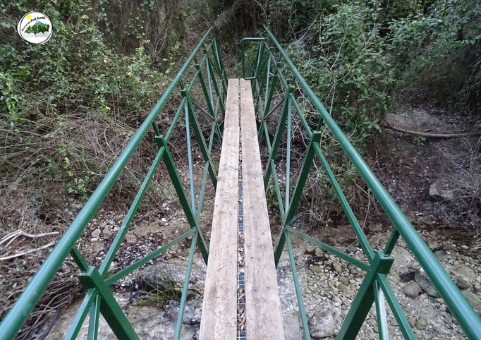 Puente sobre el río Quiebrajano