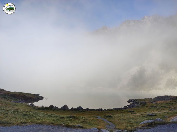 Niebla por el Lac de Gaube