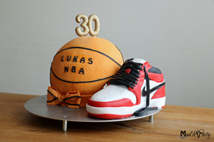 2024 - Nike Air
