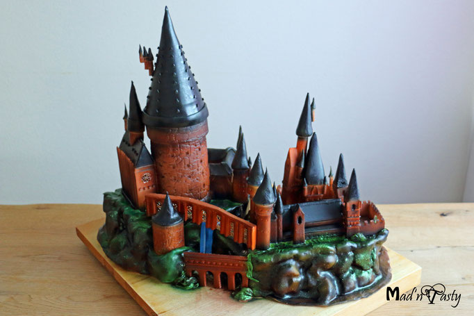 2019 - Enchanted Hogwarts