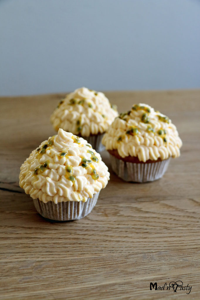 2019 - Summer Swirl (Erdbeermuffin mit Pfirsich-Maracuja-Frosting)