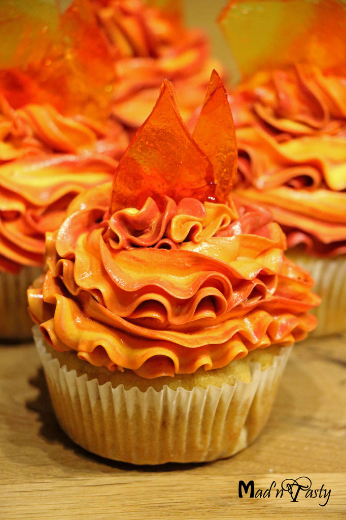 2018 - Campfire Skies (Bacon-Onion-Maple-Cupcakes)