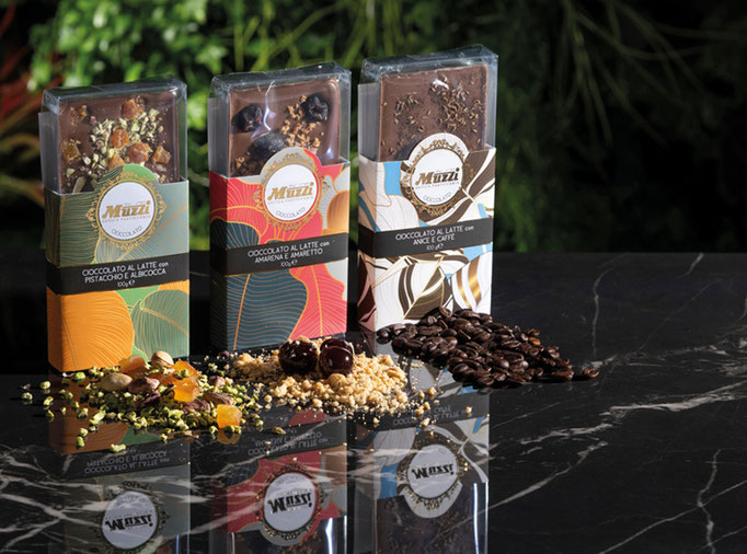Assorted Milk Chocolate Bars Includes Display Unit (100g)