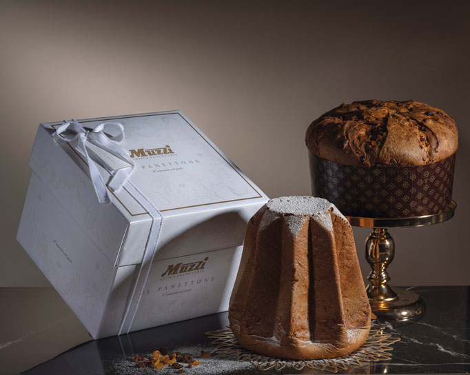 Maxi Panettone Classico Gran Gold Gift Box (3kg / 5kg)