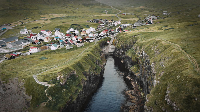 ISLAS FEROE - Gjogv