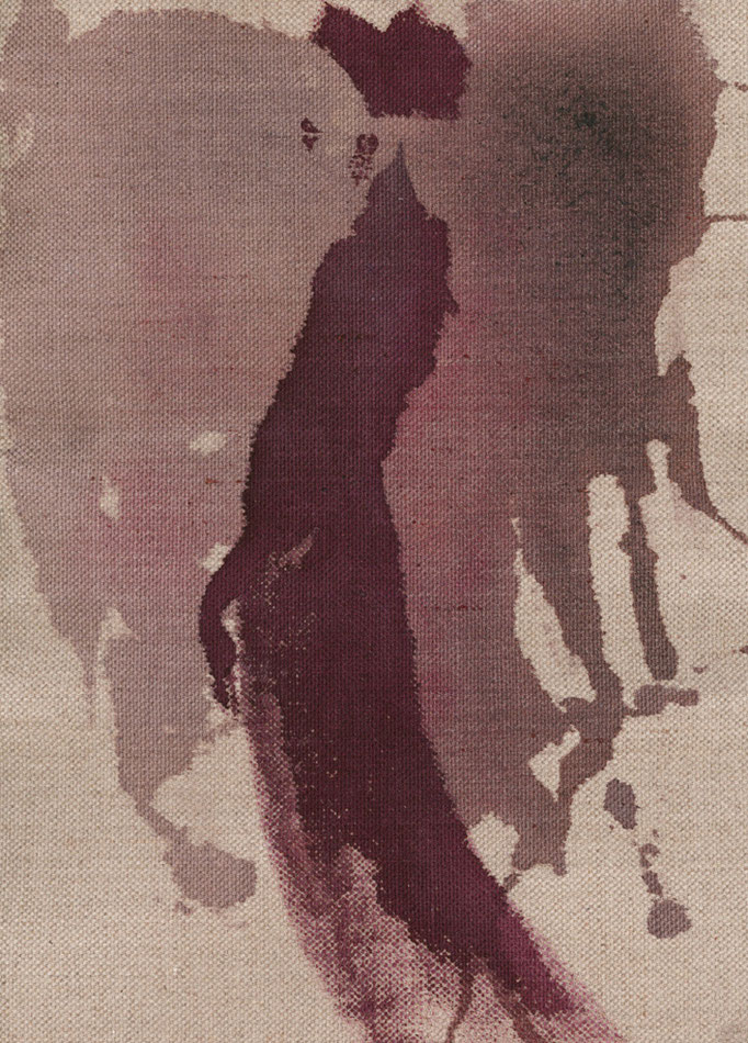 Kleid-Silhouette gemalt auf Leinwand in erdigen Farbtönen