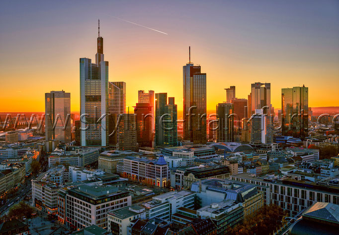 Skyline-Frankfurt-Quer-Neu-009