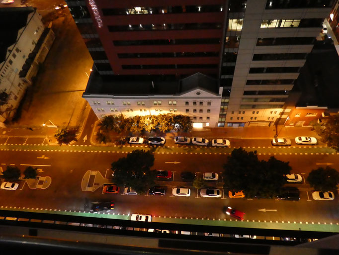 Wir haben im 18. stock gewohnt! Blick vom Balkon, merkwürdiges Gefühl