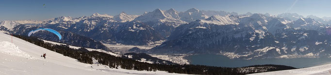 Niederhorn Blick Richtung Eiger, Mönch und Jungfrau