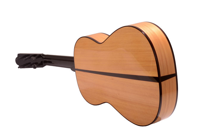 Vue de dos et bas de caisse d'une guitare classique-flamenca fabriquée par le luthier Hervé Lahoun-H441