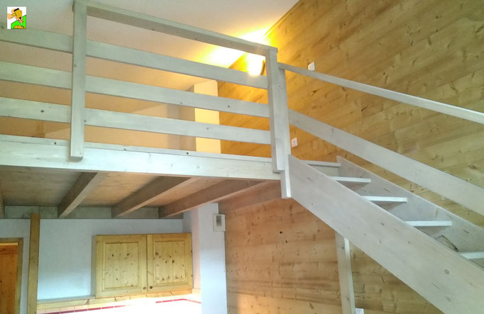 mezzanine avec escalier bois en epicea a samoens
