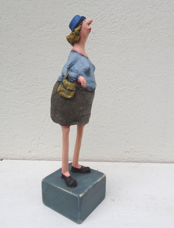 Frau Roswitha 375