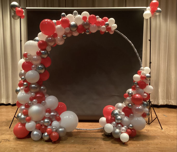 Air-Filled Circle Arch Red White Gray