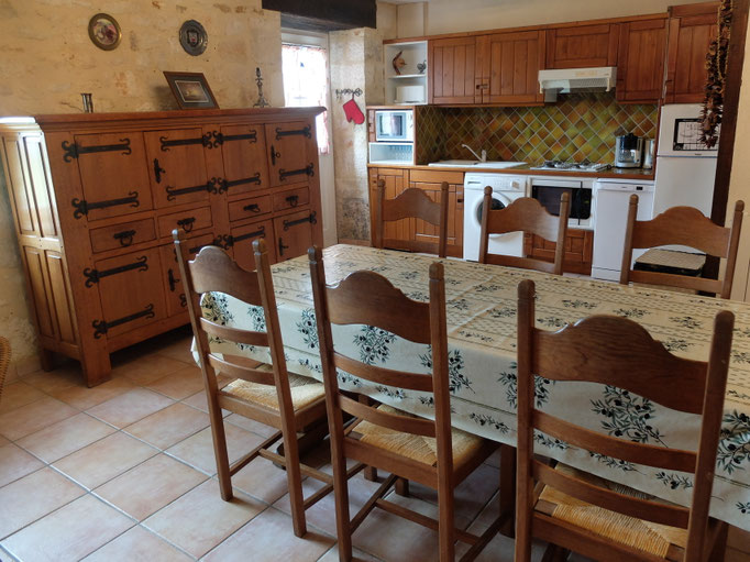 Gîte le Vieux Frêne : Eetkamer