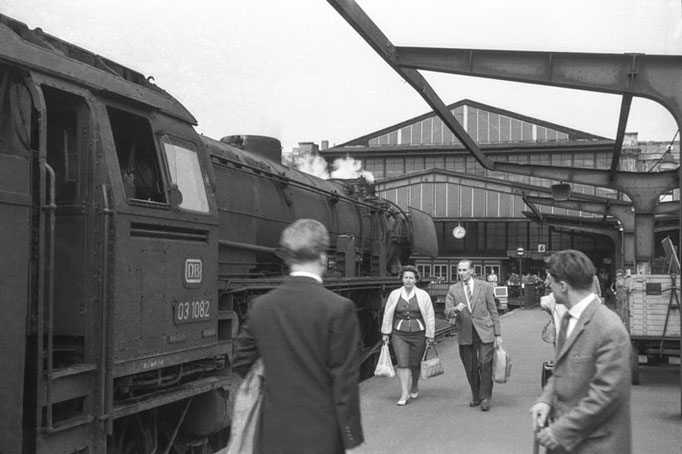 Braunschweiger Hbf, 1959 I  Copyright by Stiftung Eisenbahn Archiv Braunschweig