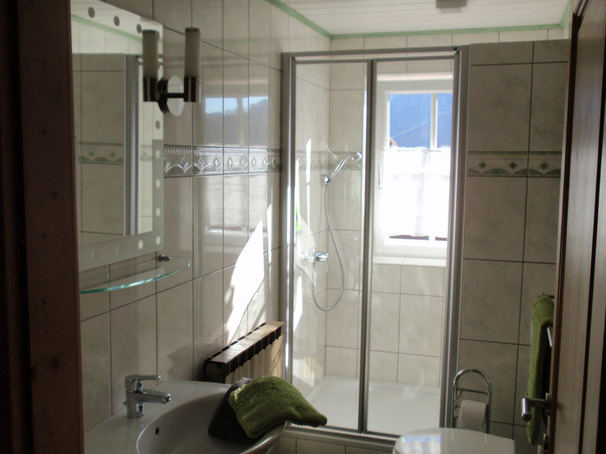 Badezimmer 2/ Ferienwohnung