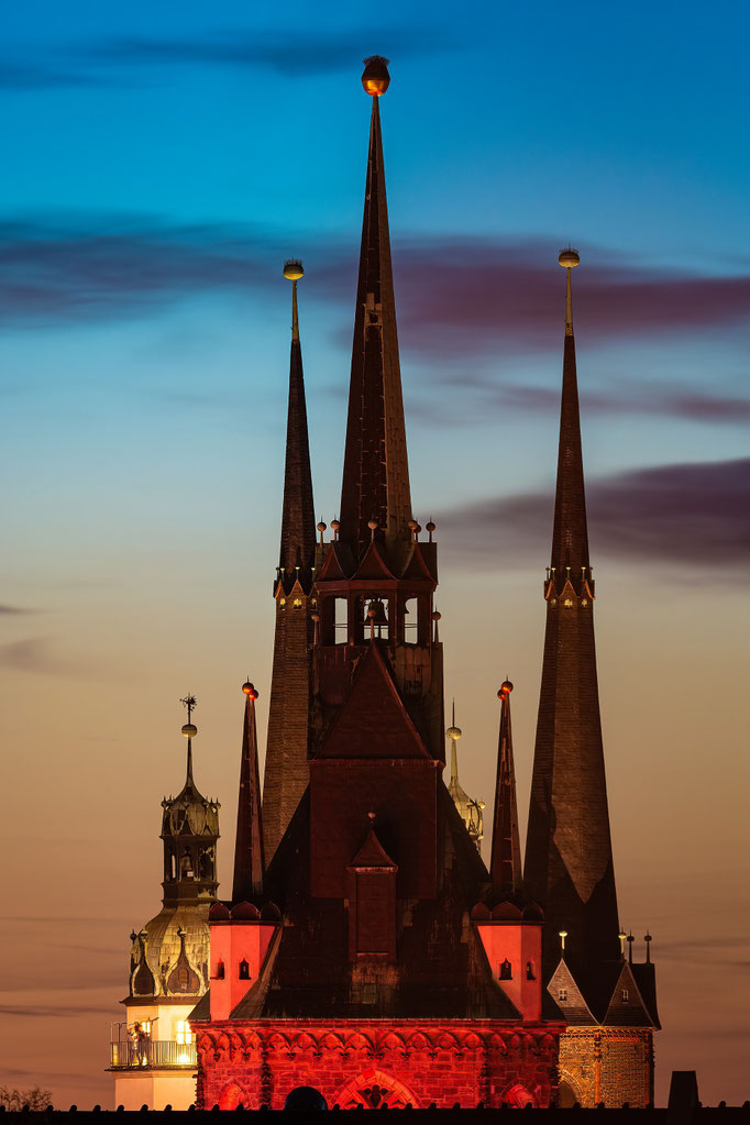 Die 5 Türme am Abend