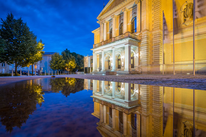 Oper Halle zur Blauen Stunde