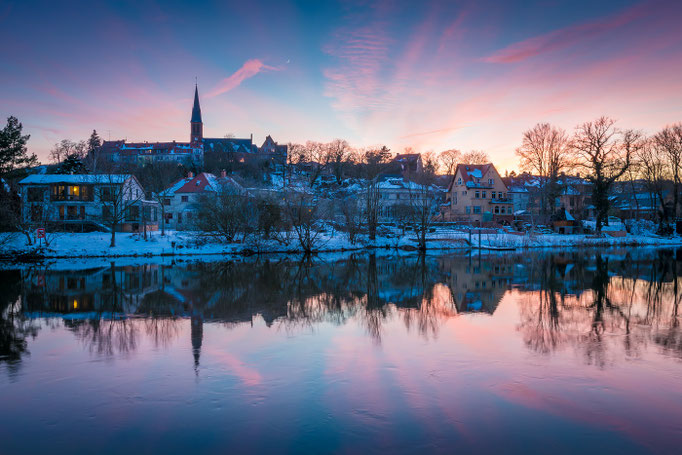 Winterabend in Kröllwitz mit Mondsichel