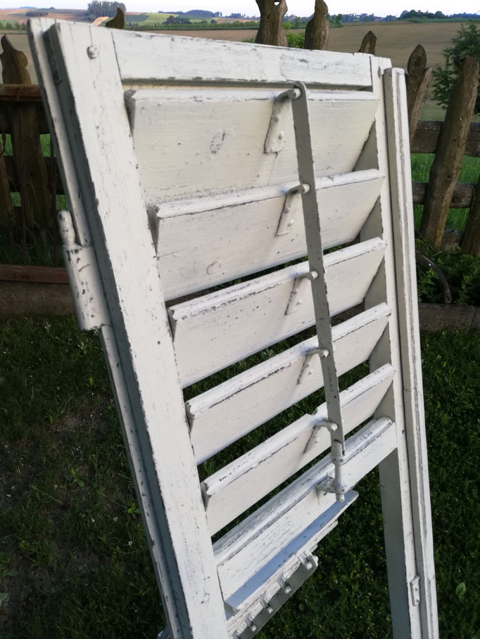 Alte Fensterrahmen - shabbychic-alfreds Webseite!