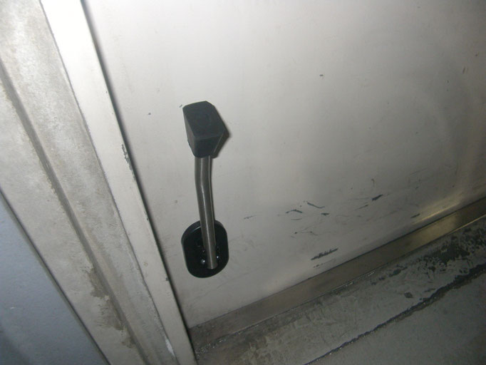 建具金物取替工事の工事写真