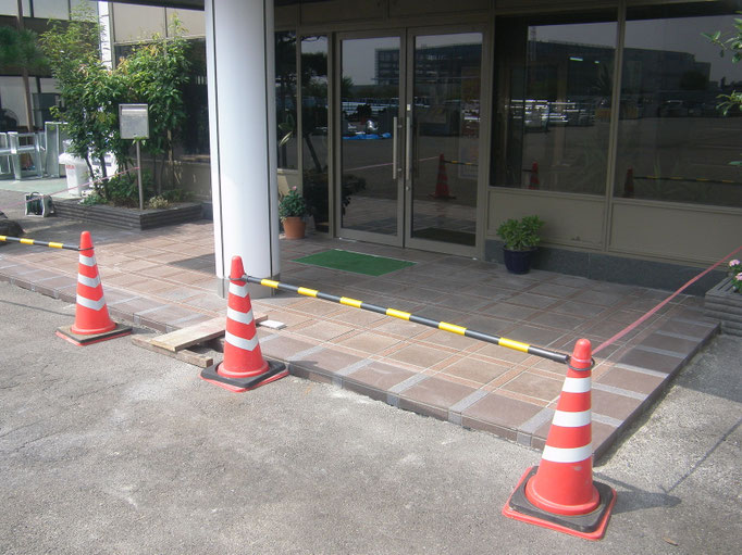 アプローチ改修工事の工事写真