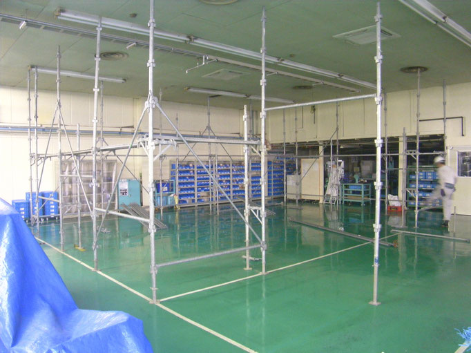 仮間仕切り工事の工事写真