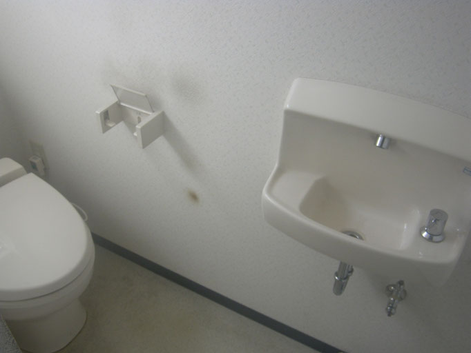 トイレ入れ替え工事の工事写真