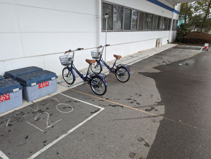 サイクルラック設置工事の工事写真