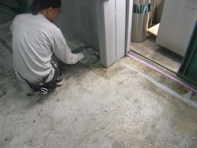 工場塗装｜塗床　作業写真