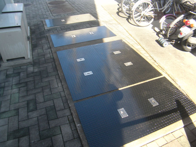 大型浄化槽蓋改修工事：工事写真