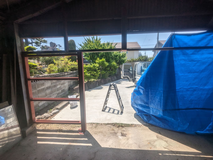 シャッター拡張工事：工事写真