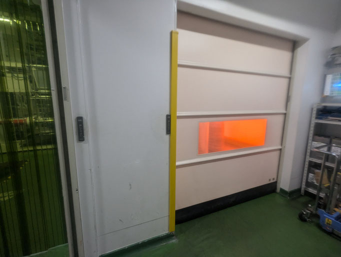 通路壁衝突防護対策工事の工事写真