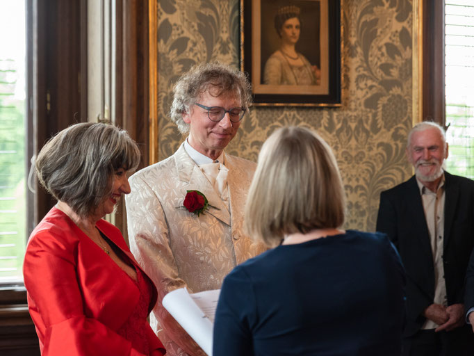 Erneuerung des Eheversprechens - 2023 - Location: Schloss Eckartsau - Fotograf: Alex Altmann
