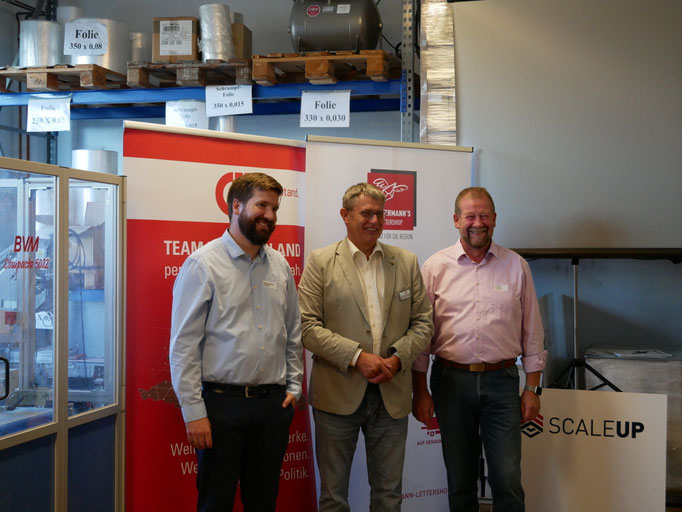 Der BVMW (Bundesverband Mittelständische Wirtschaft) zu Besuch bei ScaleUp Fulfillment - Gruppenbild der Geschäfstführer