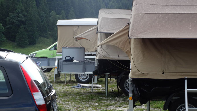 Faltcaravan, Campinganhänger, Zeltanhänger, Autodachzelt, Dachzelt, Campingtrailer, FreeBird-Trailer, MGO, Montegrosso Outdoor