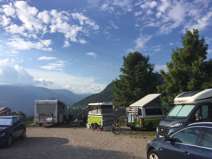 Faltcaravan, Campinganhänger, Zeltanhänger, Autodachzelt, Dachzelt, Campingtrailer, FreeBird-Trailer, MGO, Montegrosso Outdoor