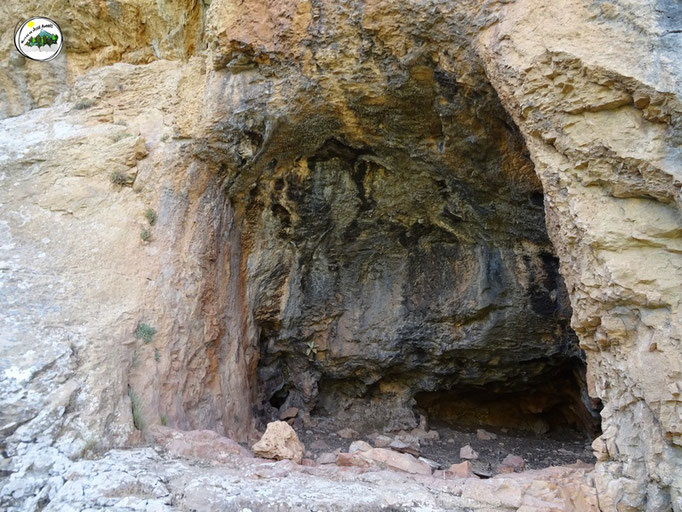 Cueva de los Trancos