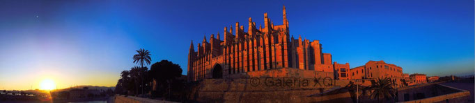 Al Atardecer (Beim Sonnenuntergang) - Catedral Palma de Mallorca