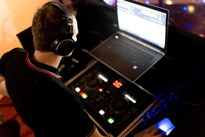 DJ MKay GbR - Ihr DJ in Landau, Pirmasens, Karlsruhe, Mannheim und ganz Rheinland-Pfalz und Baden Württemberg