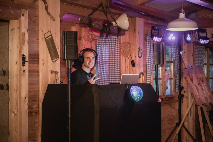 DJ MKay GbR - Ihr DJ in Landau, Pirmasens, Karlsruhe, Mannheim und ganz Rheinland-Pfalz und Baden Württemberg