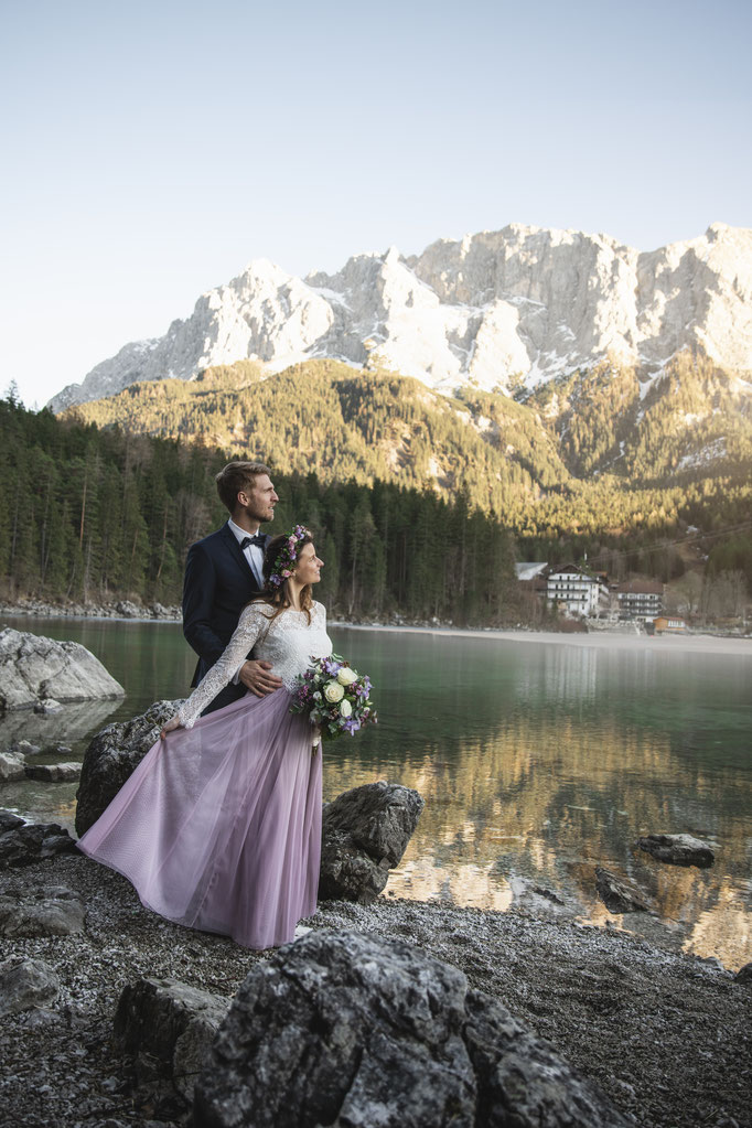 Heiraten am Eibsee Brautpaarshooting Paarshooting Garmisch-Partenkirchen
