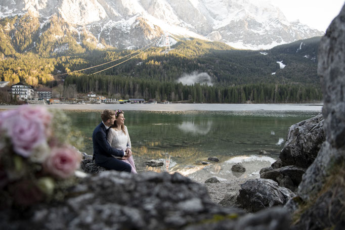 Heiraten am Eibsee Brautpaarshooting Paarshooting Garmisch-Partenkirchen