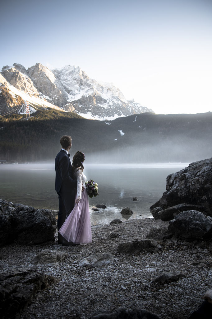 Heiraten am Eibsee Brautpaarshooting Paarshooting Garmisch-Partenkirchen