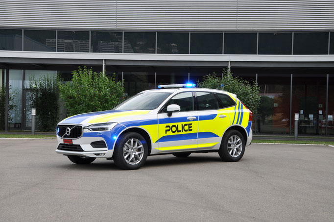 Volvo XC60 Demofahrzeug mit Standby W3 Lichtbalken