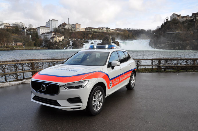 Polizei Münchenstein Volvo XC60