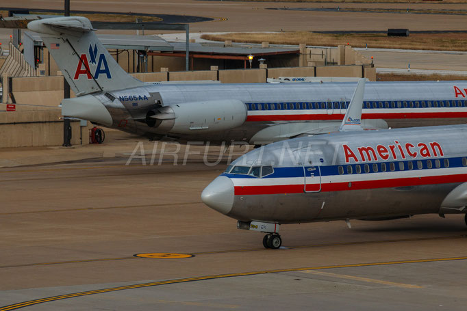 American Airlines McDonell Douglas MD-82 und Boeing 737-800