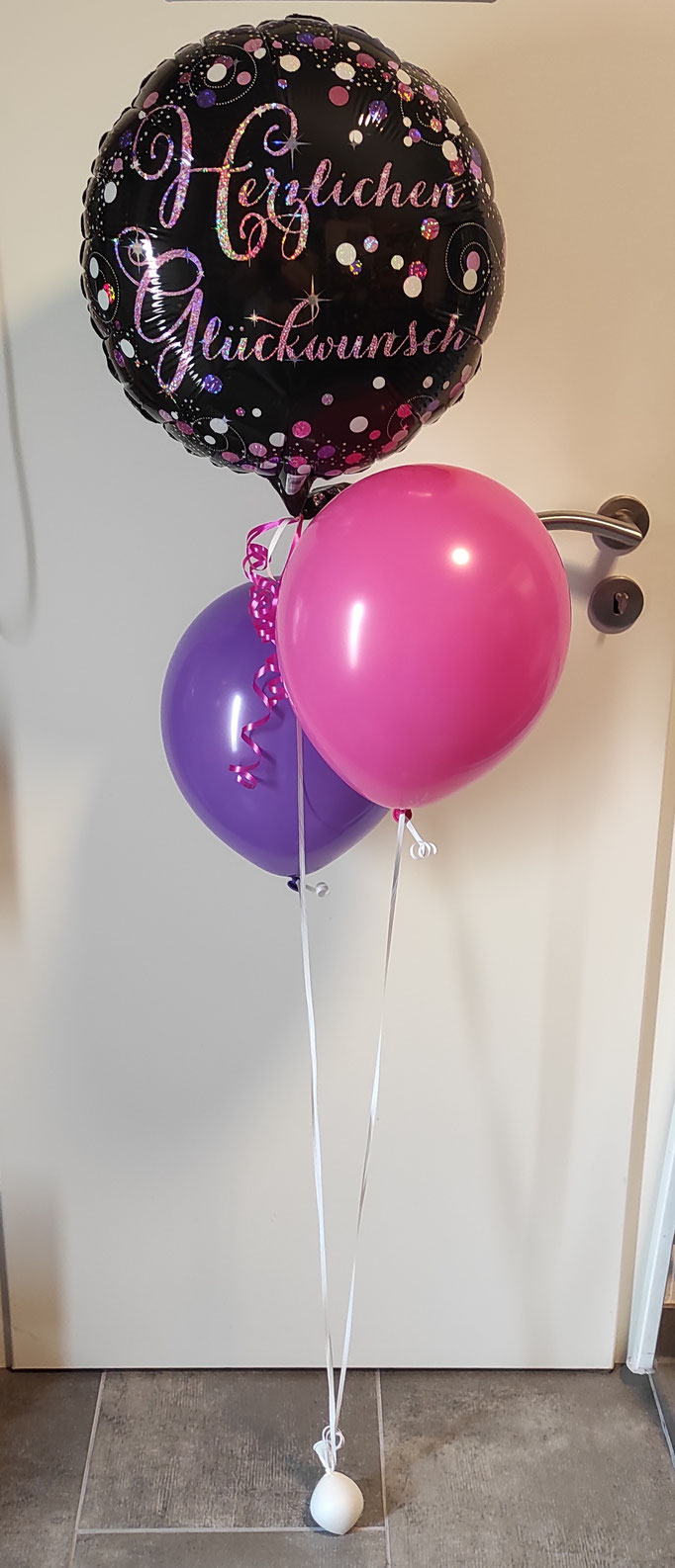 1x Motiv Folienballon 45 cm + 2x Latexballon 27,5 cm incl. Flugverlängerer  -  13,50€-   